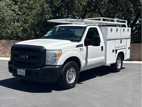Used 2015 Ford F250 XL RWD image 1