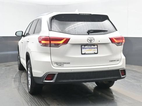 Used 2019 Toyota Highlander Limited AWD/4WD image 12