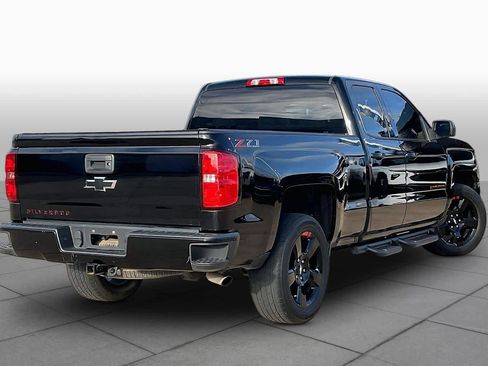 Used 2018 Chevrolet Silverado 1500 LT w/ Redline Edition image 14