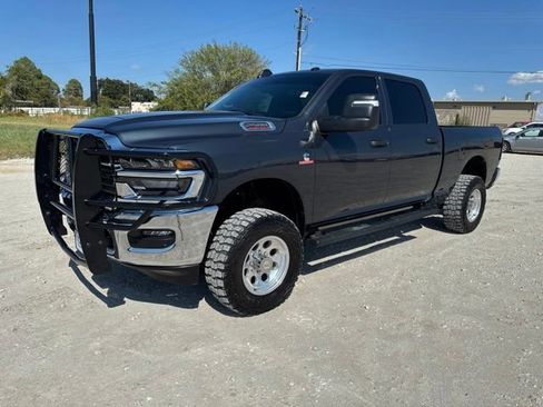 Used 2025 RAM 2500 Tradesman AWD/4WD image 1
