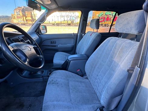 Used 2000 Toyota 4Runner 2WD image 15