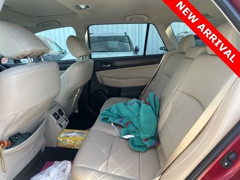 Used 2018 Subaru Outback 2.5i Limited image 11