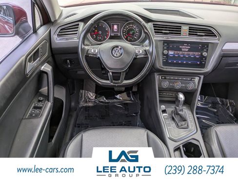 Used 2019 Volkswagen Tiguan SE w/ Panoramic Sunroof Package image 13