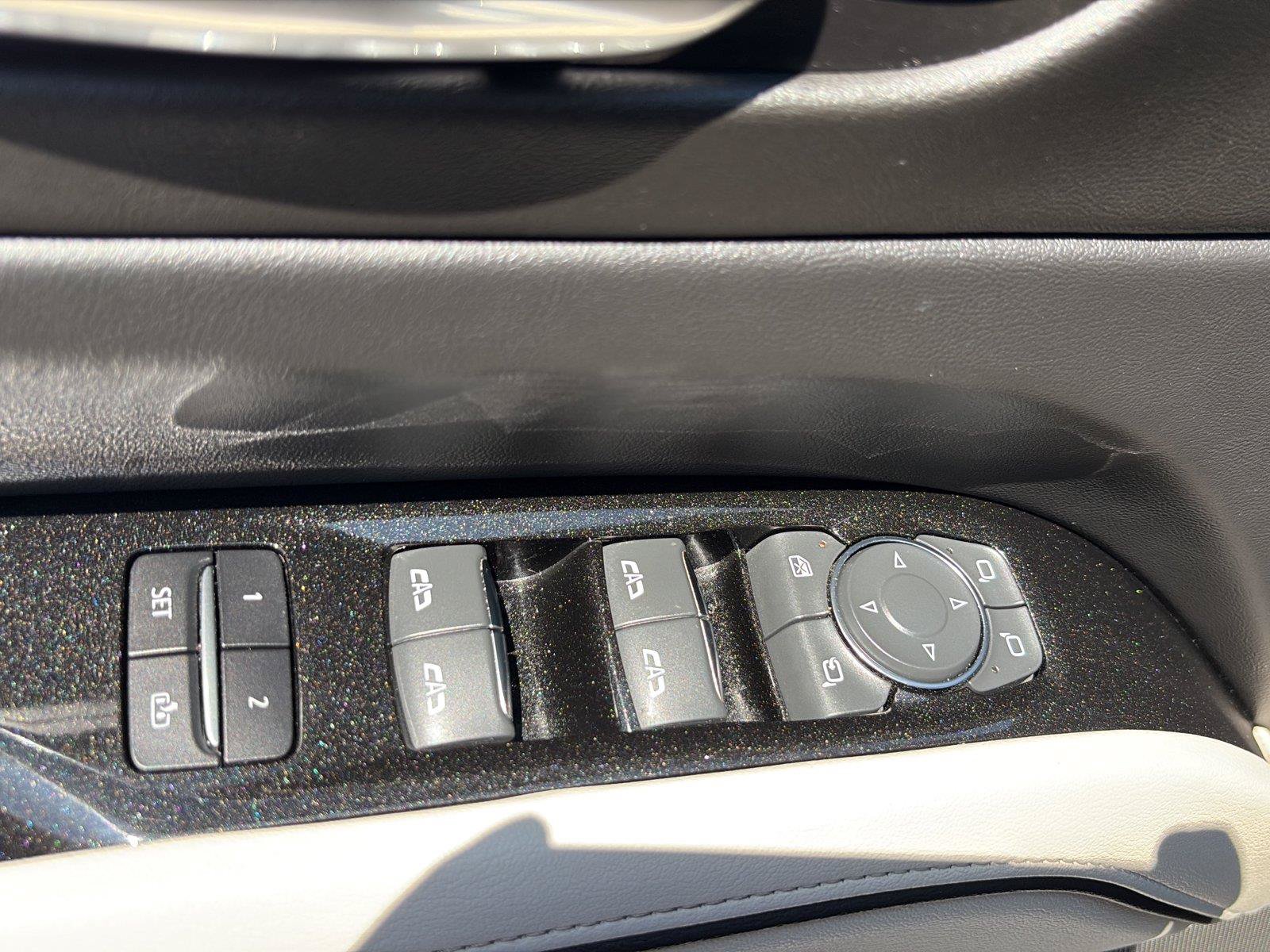 Used 2022 Cadillac Escalade ESV Sport AWD/4WD image 29