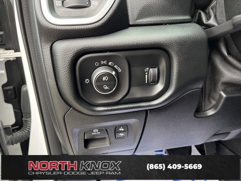 Used 2021 RAM 1500 Big Horn image 7