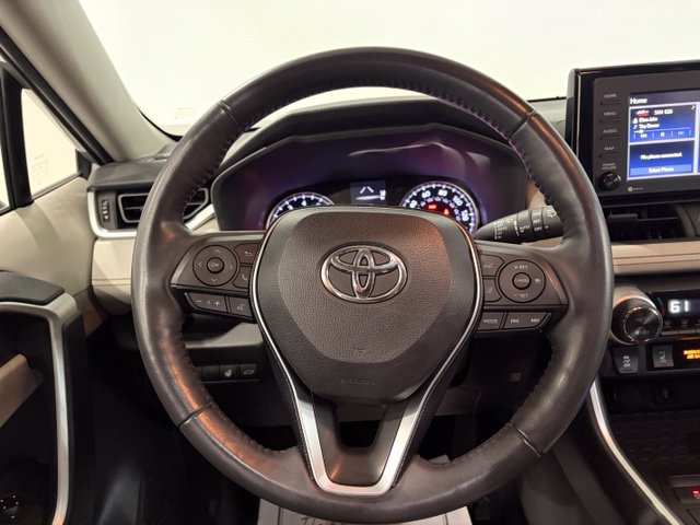 Used 2020 Toyota RAV4 XLE w/ Convenience Package AWD/4WD image 16