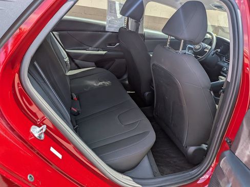 Used 2023 Hyundai Elantra SEL FWD image 30