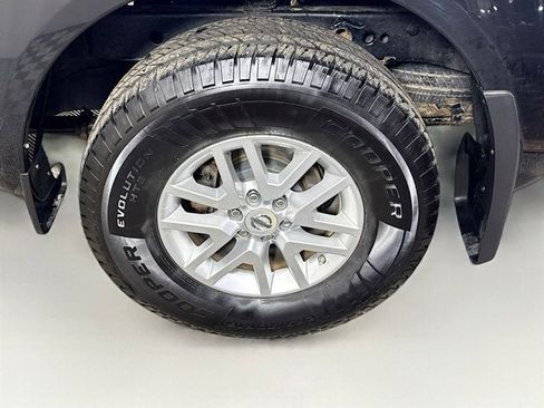Used 2016 Nissan Frontier SV image 20