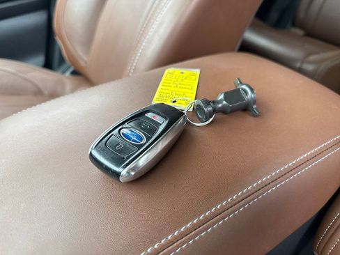 Used 2019 Subaru Ascent Touring w/ Popular Package #3 image 44