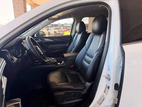 Used 2019 MAZDA CX-9 Touring image 18