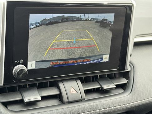 Used 2025 Toyota RAV4 LE image 13