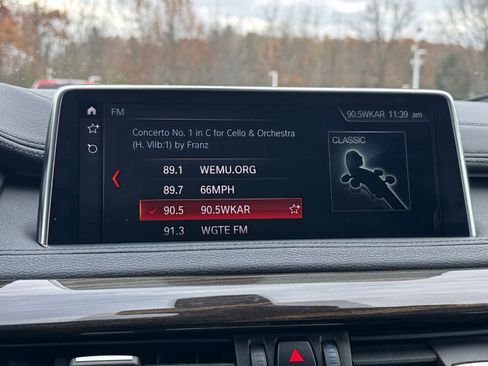 Used 2018 BMW X6 xDrive50i w/ M Sport Package image 6