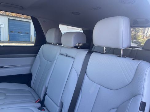 Used 2024 Hyundai Palisade SEL image 24