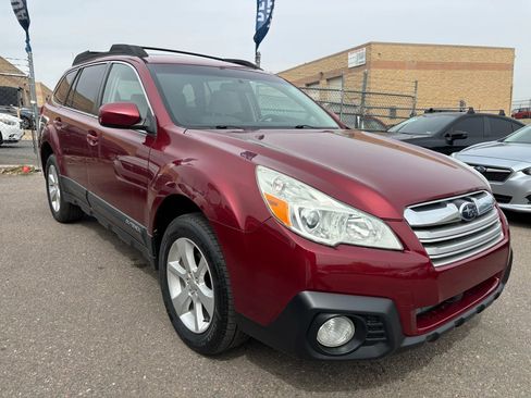 Used 2013 Subaru Outback 2.5i Premium image 2
