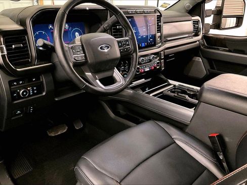Used 2024 Ford F350 Lariat w/ Lariat Ultimate Package image 12