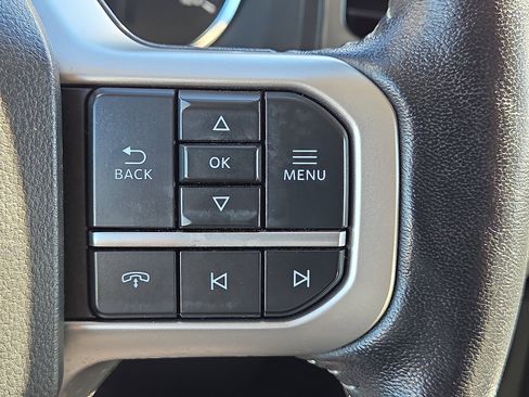 Used 2024 Ford Expedition XLT image 22