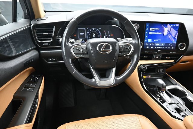 Used 2025 Lexus NX 250 FWD w/ Accessory Package (Z1) image 17