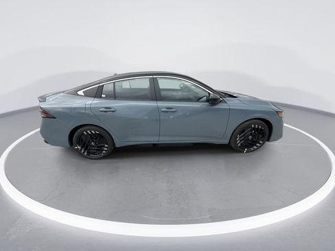 New 2026 Nissan Sentra SR image 9