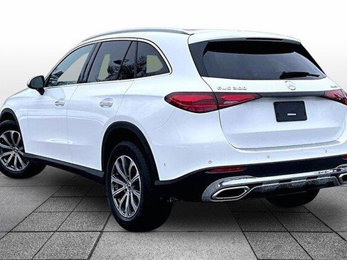 Certified 2025 Mercedes-Benz GLC 300 4MATIC image 5