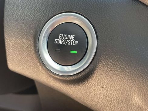 Certified 2024 GMC Terrain SLE w/ Driver Convenience Package FWD image 23