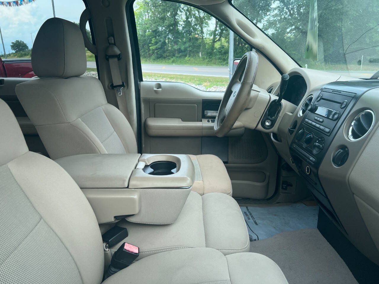 Used 2005 Ford F150 XLT RWD image 10