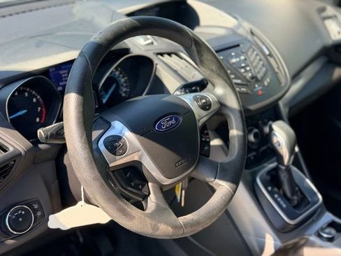 Used 2013 Ford Escape SE FWD image 7
