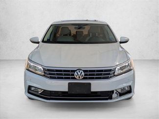 Used 2018 Volkswagen Passat 2.0T SE video 2