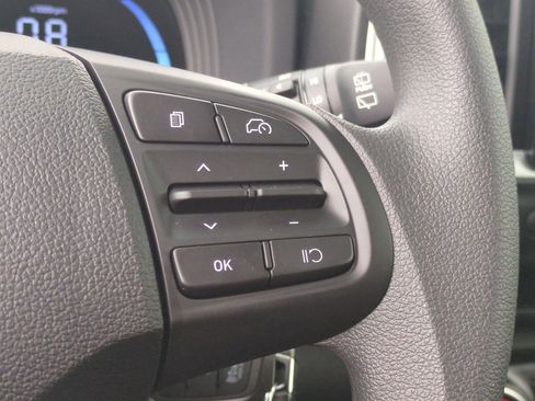 New 2026 Hyundai Venue SE FWD image 24