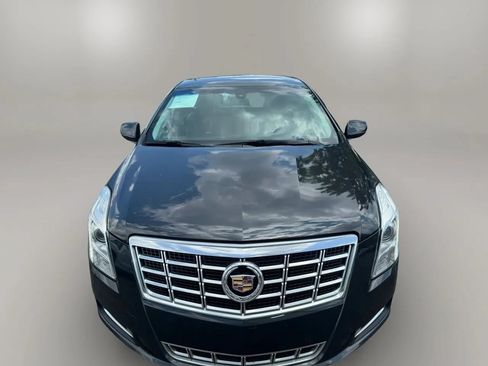 Used 2013 Cadillac XTS FWD image 3