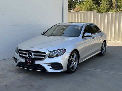 Used 2017 Mercedes-Benz E 300 4MATIC image 9