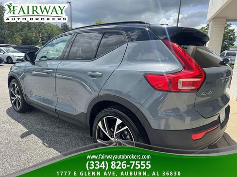Used 2020 Volvo XC40 T5 R-Design AWD/4WD image 8
