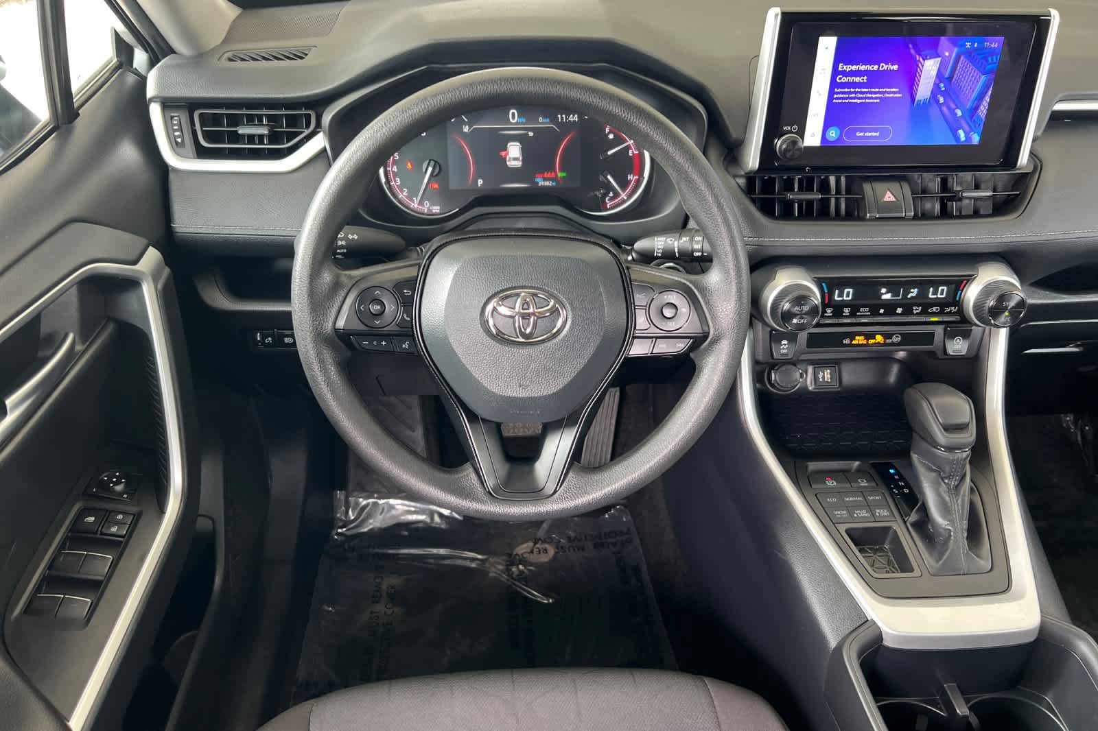 Certified 2025 Toyota RAV4 XLE AWD/4WD image 15
