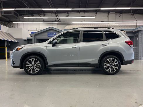 Certified 2024 Subaru Forester Limited image 5
