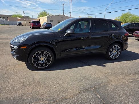 Used 2018 Porsche Cayenne Platinum Edition AWD/4WD image 5