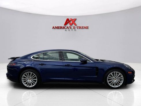 Used 2020 Porsche Panamera 4 image 21