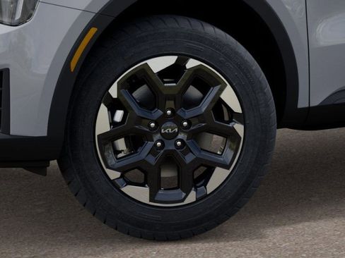 New 2026 Kia Sorento S image 9