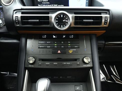 Used 2019 Lexus IS 300 AWD w/ Navigation Package image 31