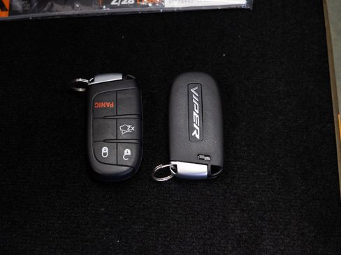 Used 2014 SRT Viper SRT-10 image 63