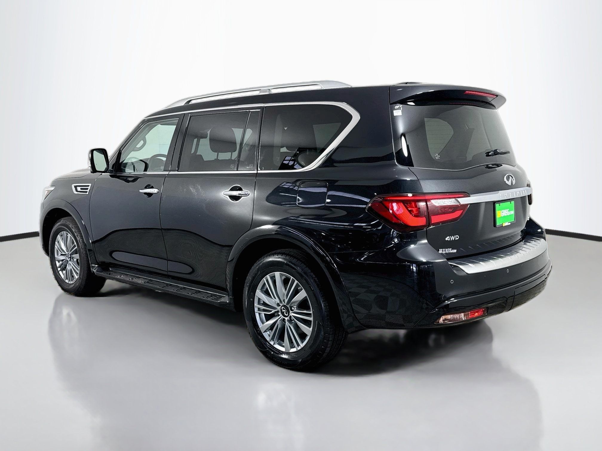 Used 2024 INFINITI QX80 Luxe w/ Cargo Package AWD/4WD image 7