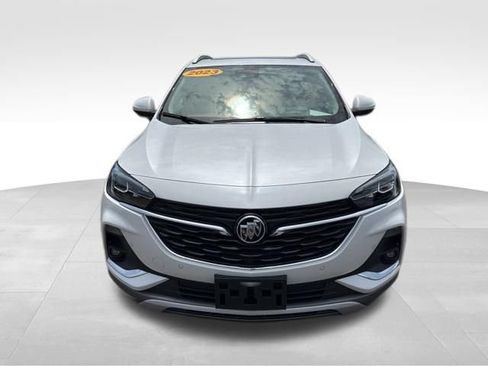 Used 2023 Buick Encore GX Essence w/ Advanced Technology Package AWD/4WD image 2