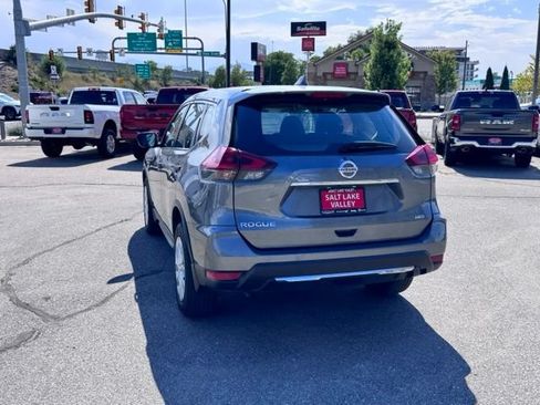 Used 2020 Nissan Rogue S AWD/4WD image 5