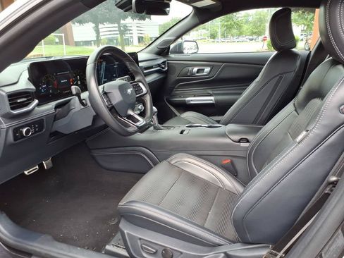 Used 2024 Ford Mustang Premium RWD image 10