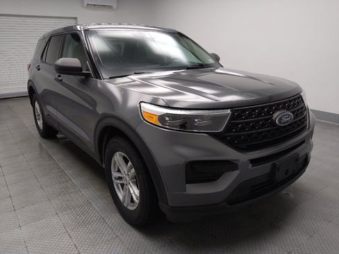 Used 2023 Ford Explorer 4WD image 13