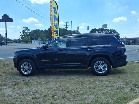 Used 2023 Jeep Grand Cherokee L Limited RWD image 5