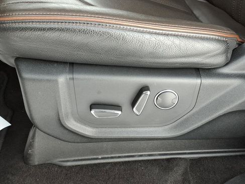 Used 2021 Ford Expedition King Ranch image 12