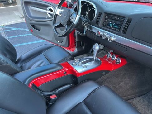 Used 2005 Chevrolet SSR w/ Preferred Equipment Group image 15