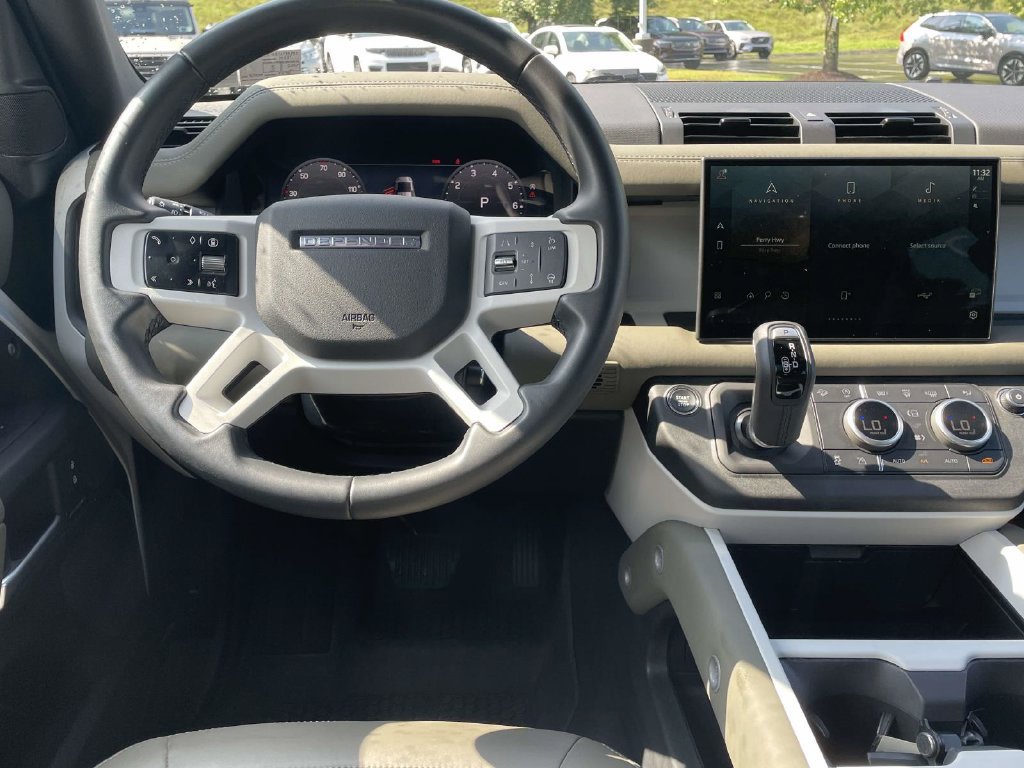 Used 2025 Land Rover Defender 110 S AWD/4WD image 16