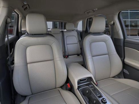 New 2025 Lincoln Corsair AWD w/ Equipment Group 101A image 10