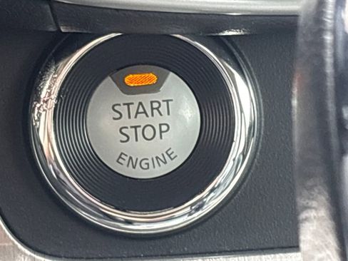 Used 2017 Nissan Murano Platinum w/ Platinum Technology Package image 15