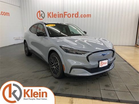 Used 2025 Ford Mustang Mach-E Premium image 1